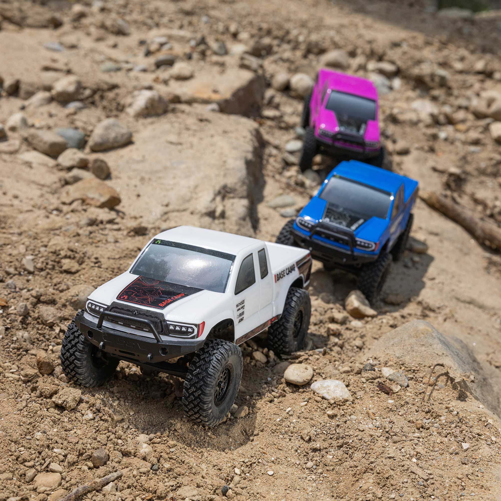 Axial 1/24 SCX24 Base Camp 4WD Rock Crawler Brushed RTR with