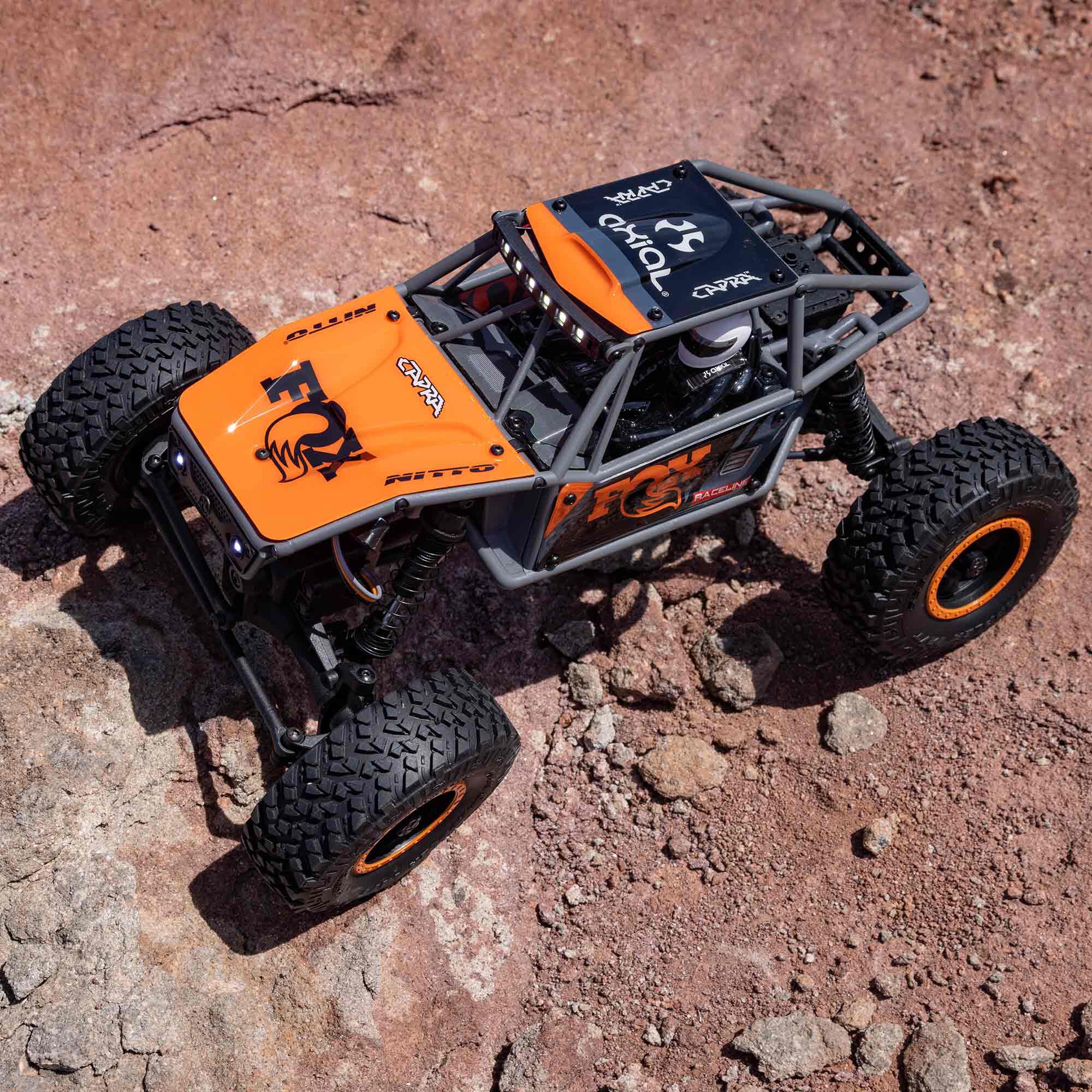 Amazon.com: Axial UTB18 Capra 1/18 4WD RTR, Grey