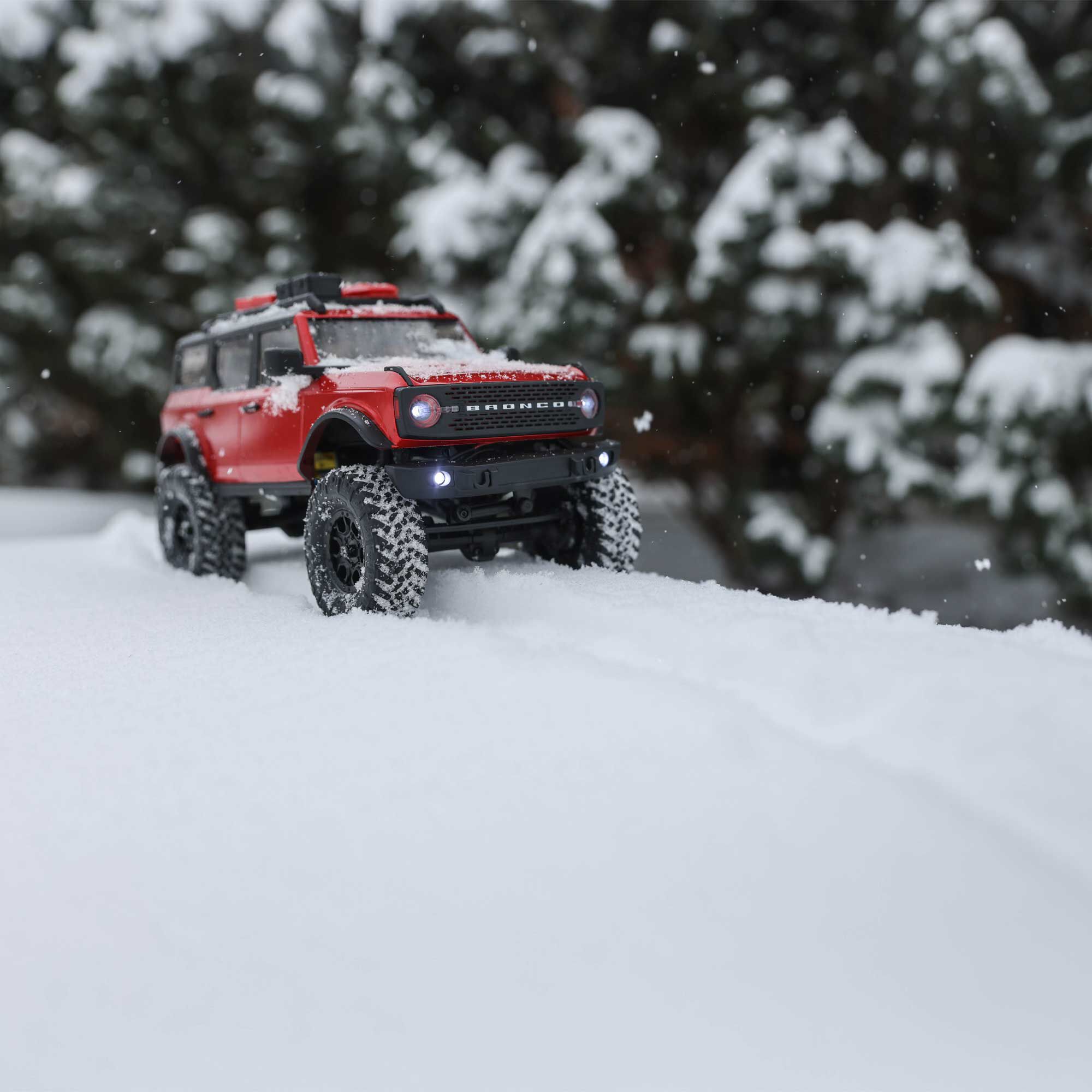 1/24 SCX24 2021 Ford Bronco 4X4 RTR Brushed Rock Crawler (Battery & Charger  Included), Red | Axial Adventure