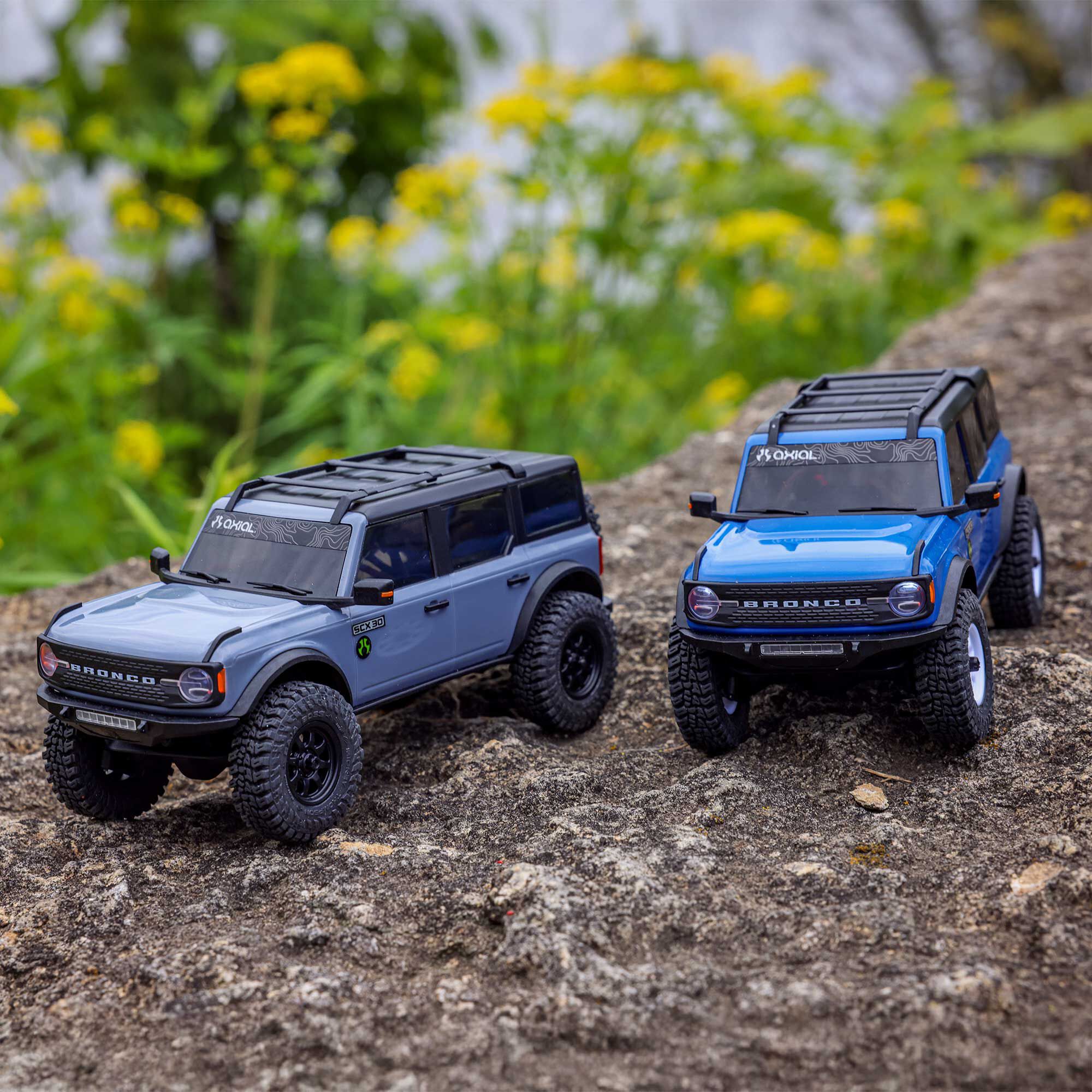 AXIAL SCX30 クローラー　ラジコン Amazon.co.jp: Axial 1/30 SCX30 フォード ブロンコ 4X4 RTR つや消し