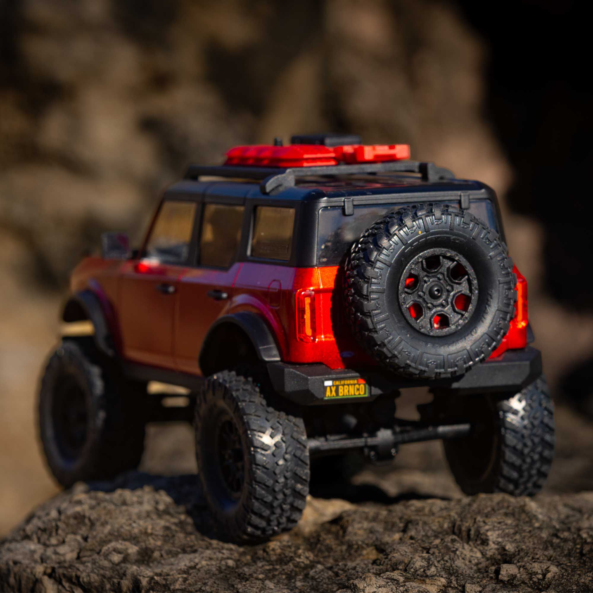 1/24 SCX24 2021 Ford Bronco 4X4 RTR Brushed Rock Crawler (Battery & Charger  Included), Red | Axial Adventure