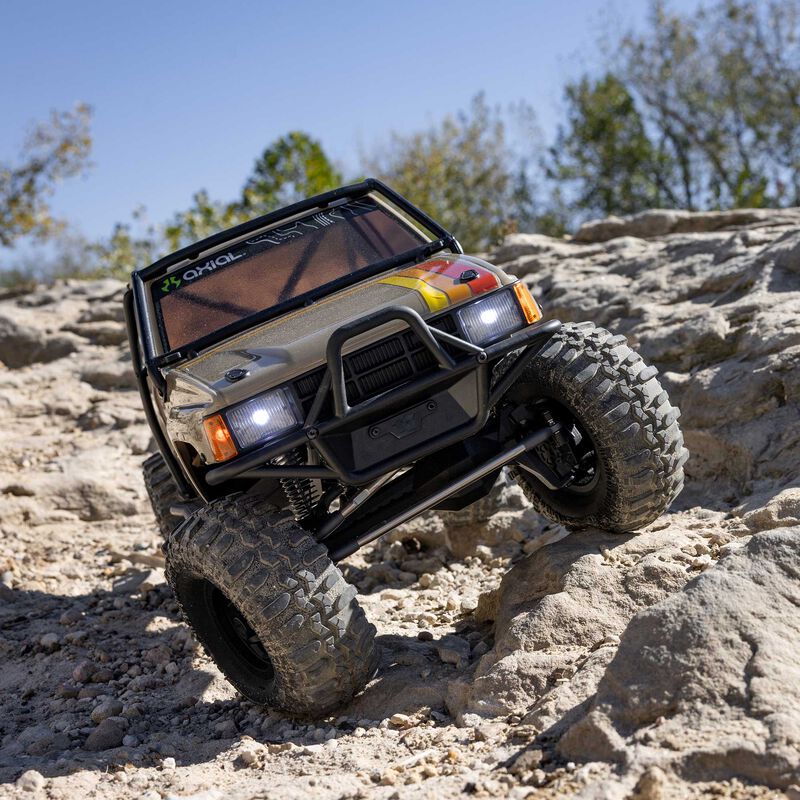 1/10 SCX10 III 1987 Toyota SR5 4X4 RTR Brushed Rock Crawler, Tan ...