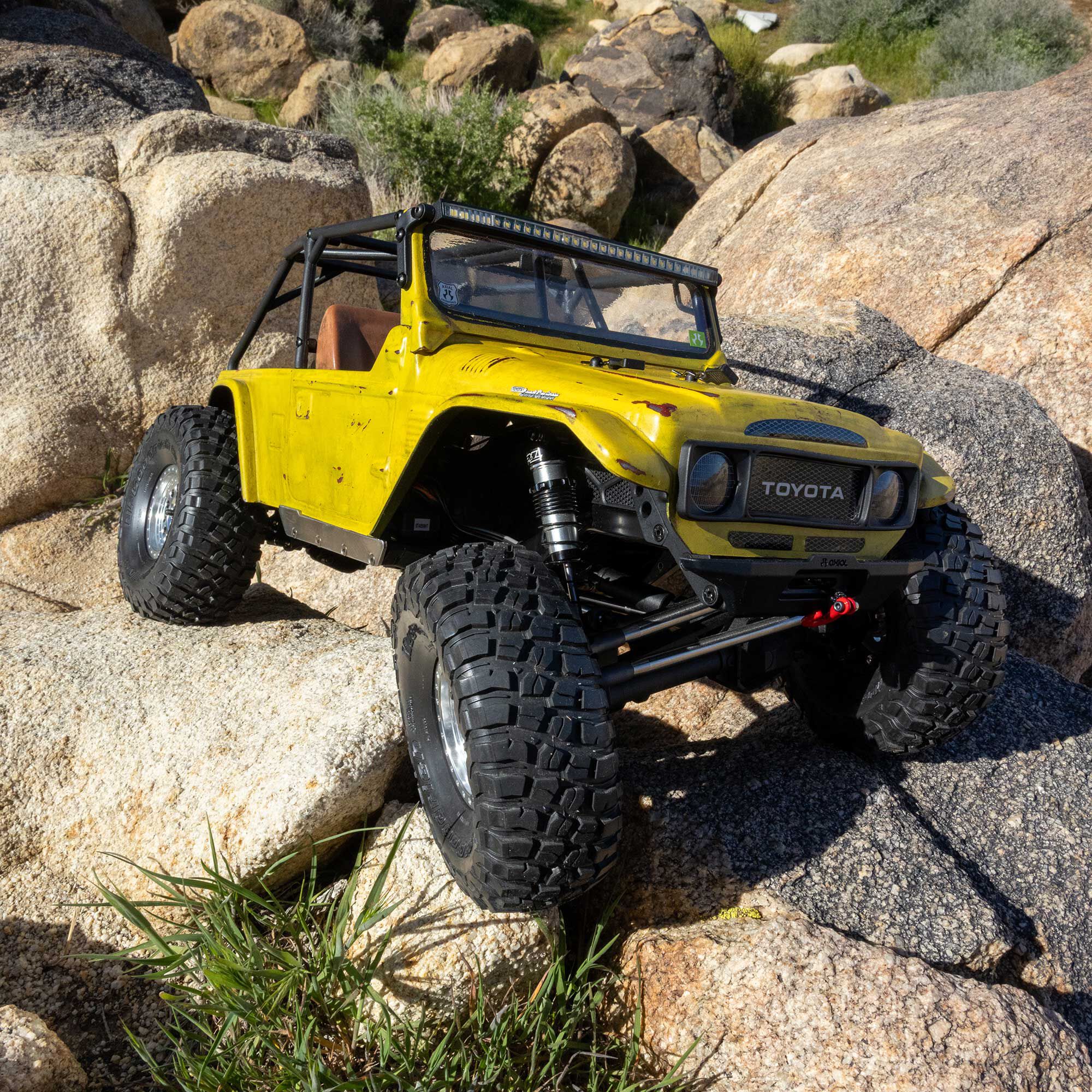 1/10 SCX10 III 4WD Rock Crawler Builder's Kit | Axial Adventure