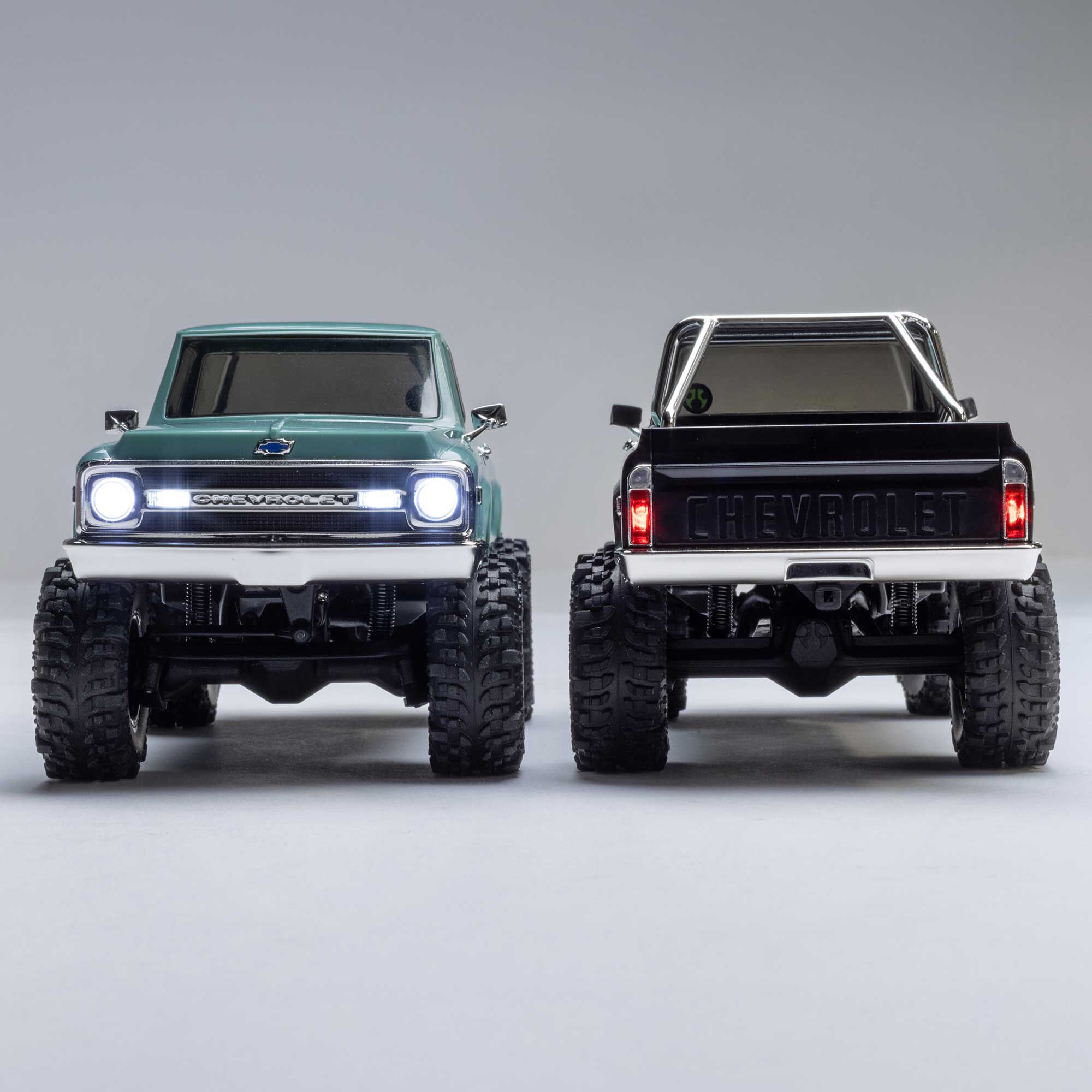 Axial 1/30 SCX30 Chevrolet K10 4X4 RTR Brushed Rock Crawler