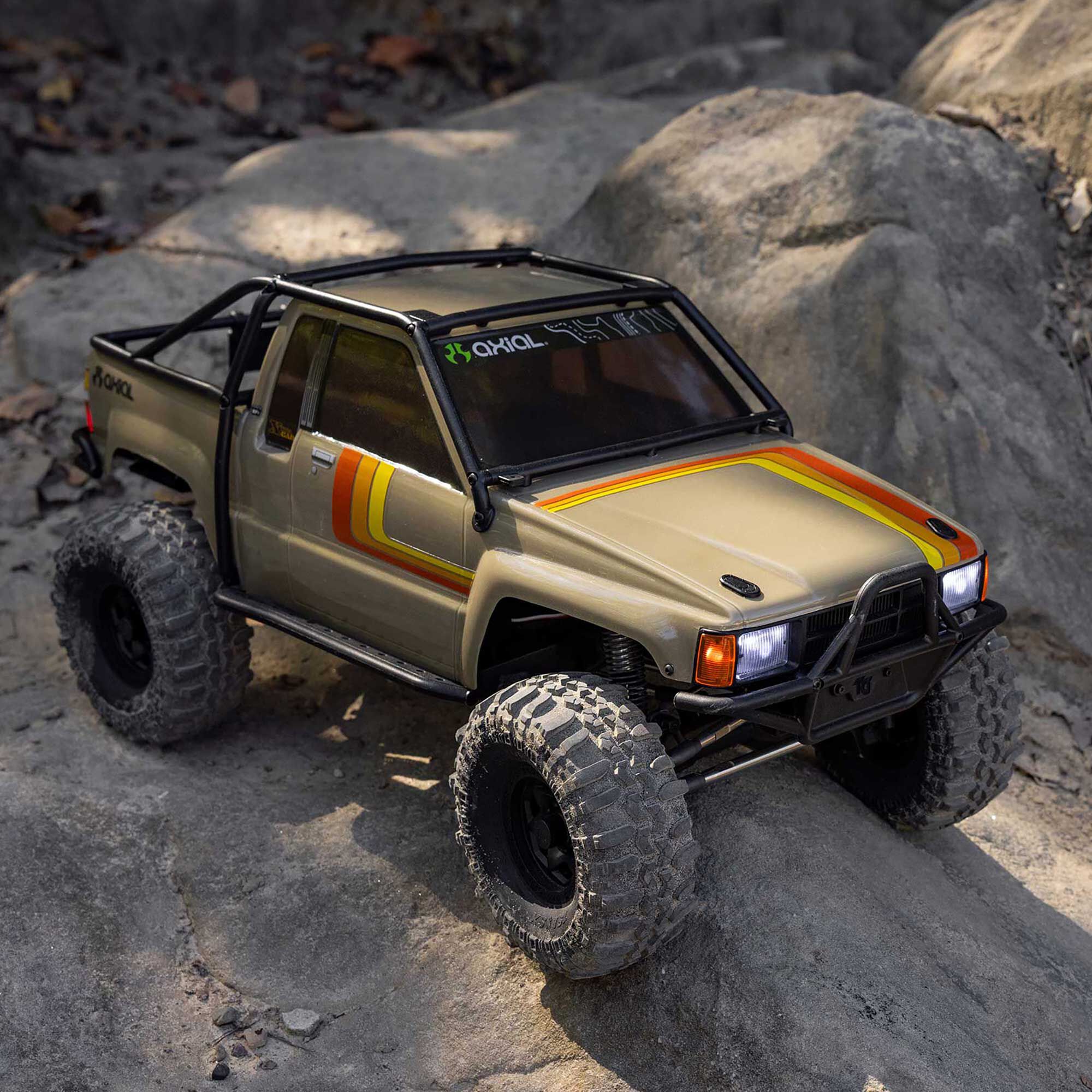 Axial 1/10 SCX10 III 1987 Toyota SR5 4X4 RTR Brushed Rock Crawler