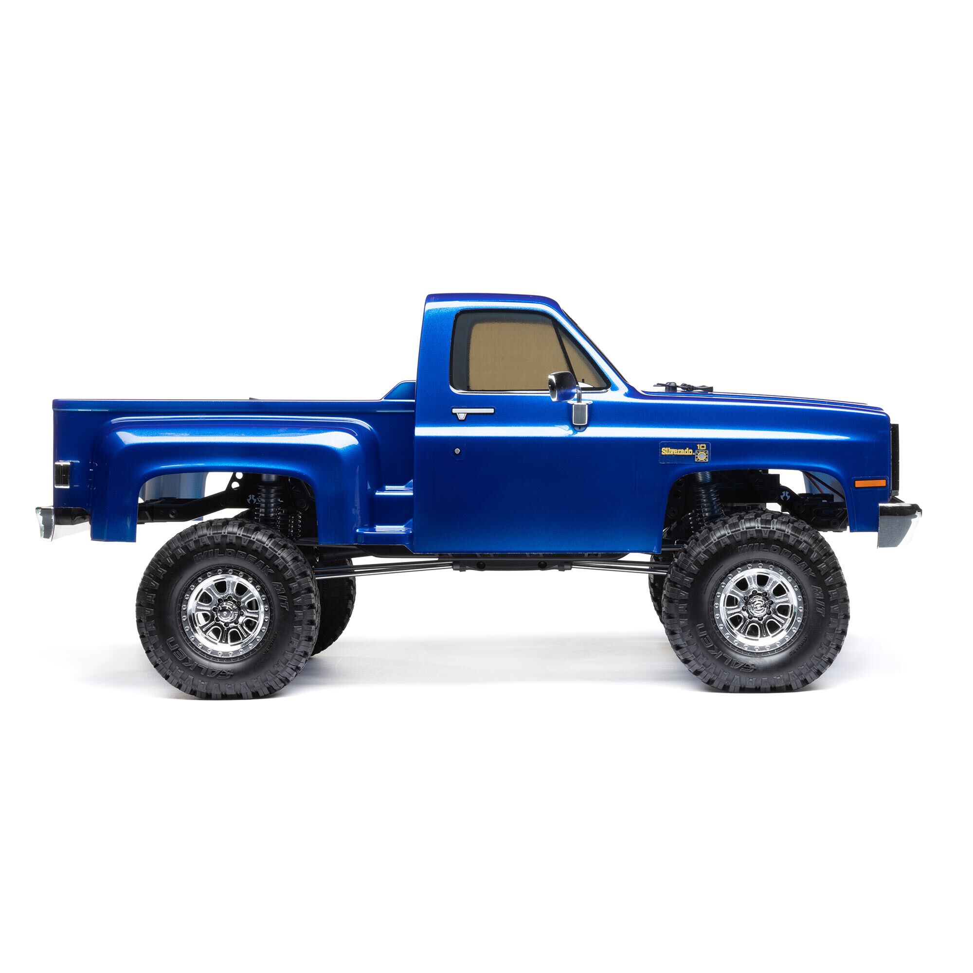 Axial 1/10 SCX10 III Base Camp 1982 Chevy K10 4X4 RTR | Axial