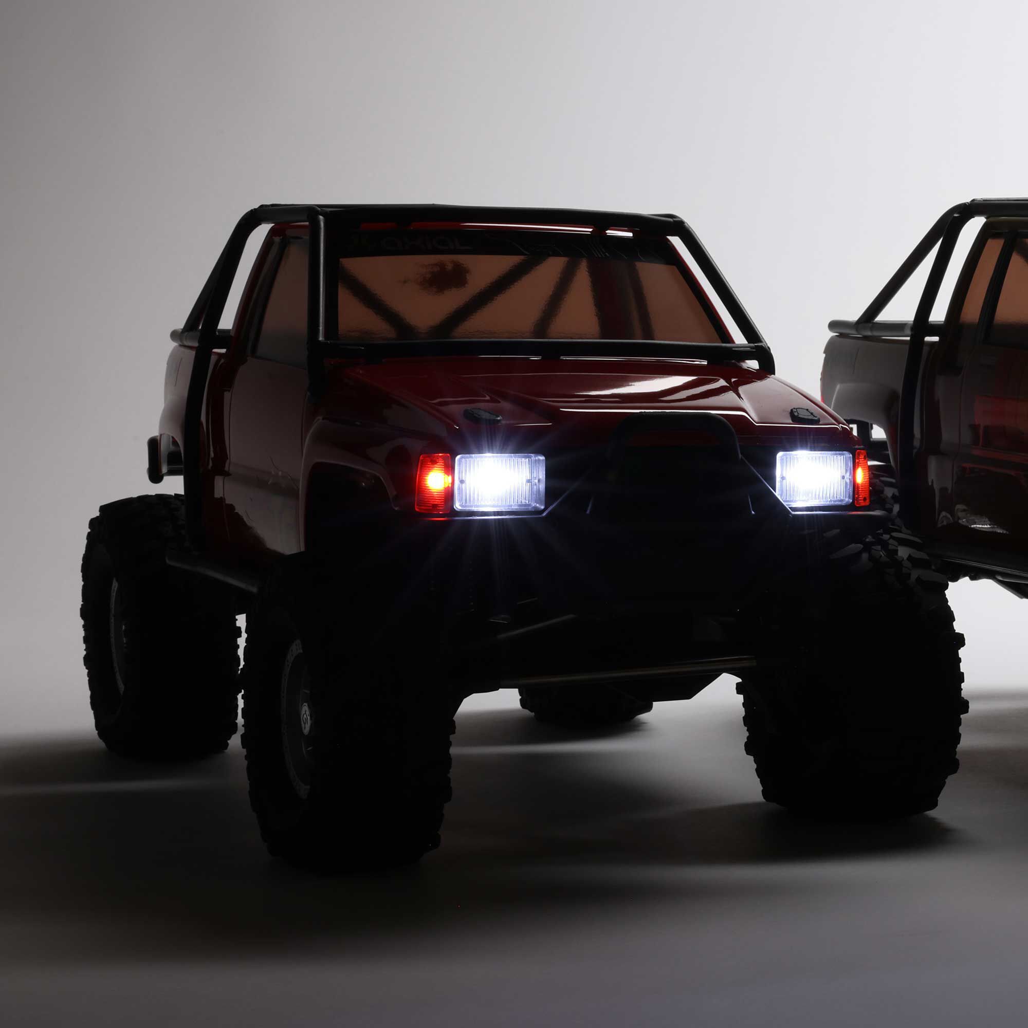 Axial 1/10 SCX10 III 1987 Toyota SR5 4X4 RTR Brushed Rock Crawler