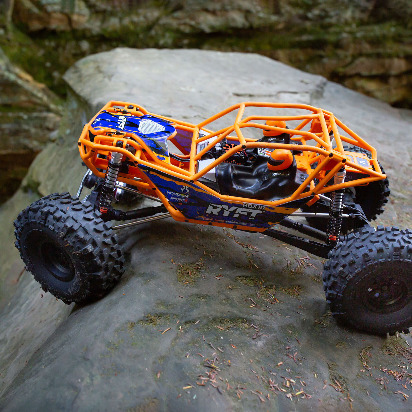 1/10 RBX10 Ryft 4X4 RTR Brushless Rock Bouncer, Orange | Axial 