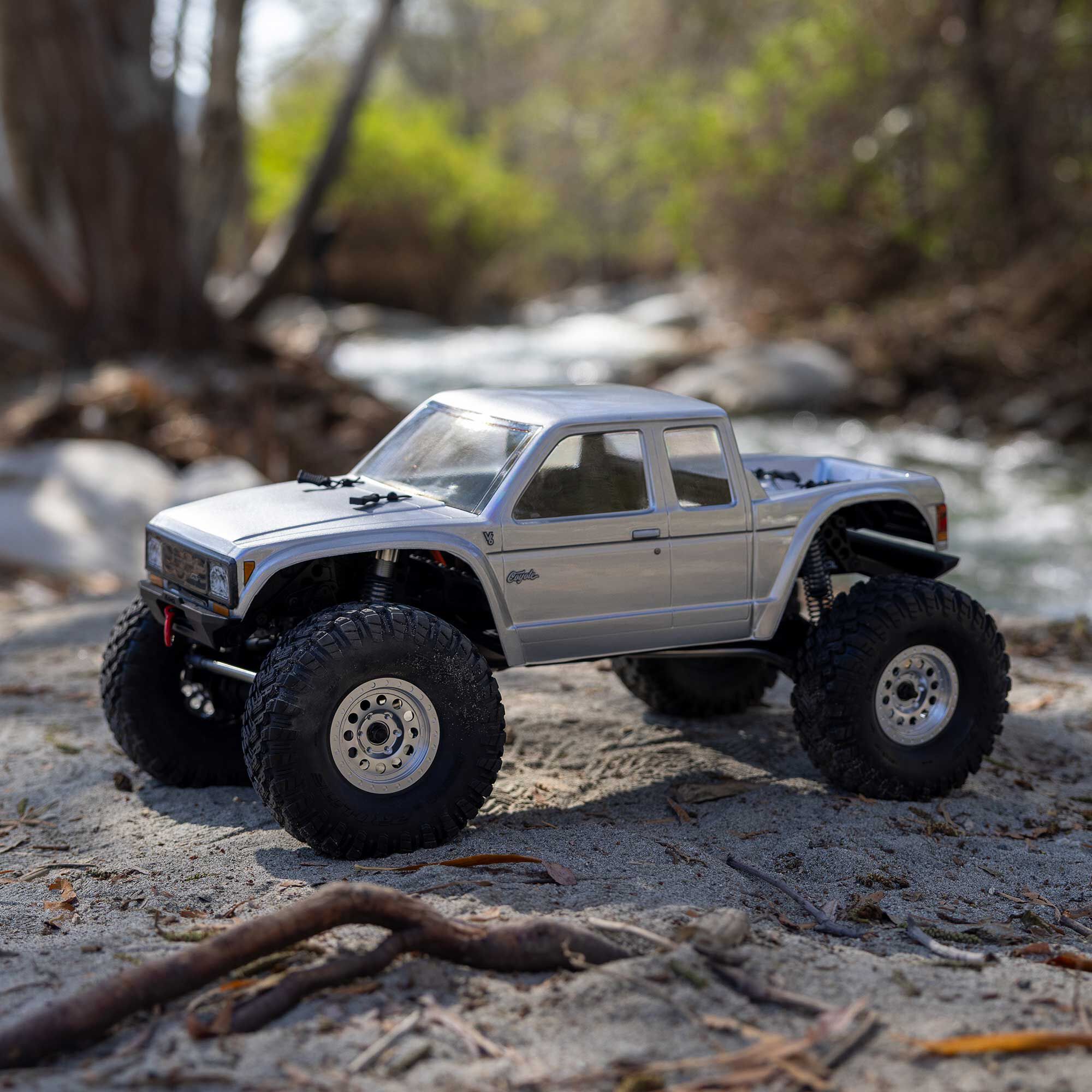 Axial scx10iii scx10 RC4WD アキシャル Amazon.com: Axial RC Truck 1/10 SCX10 III Coyote 4X4 RTR Brushed