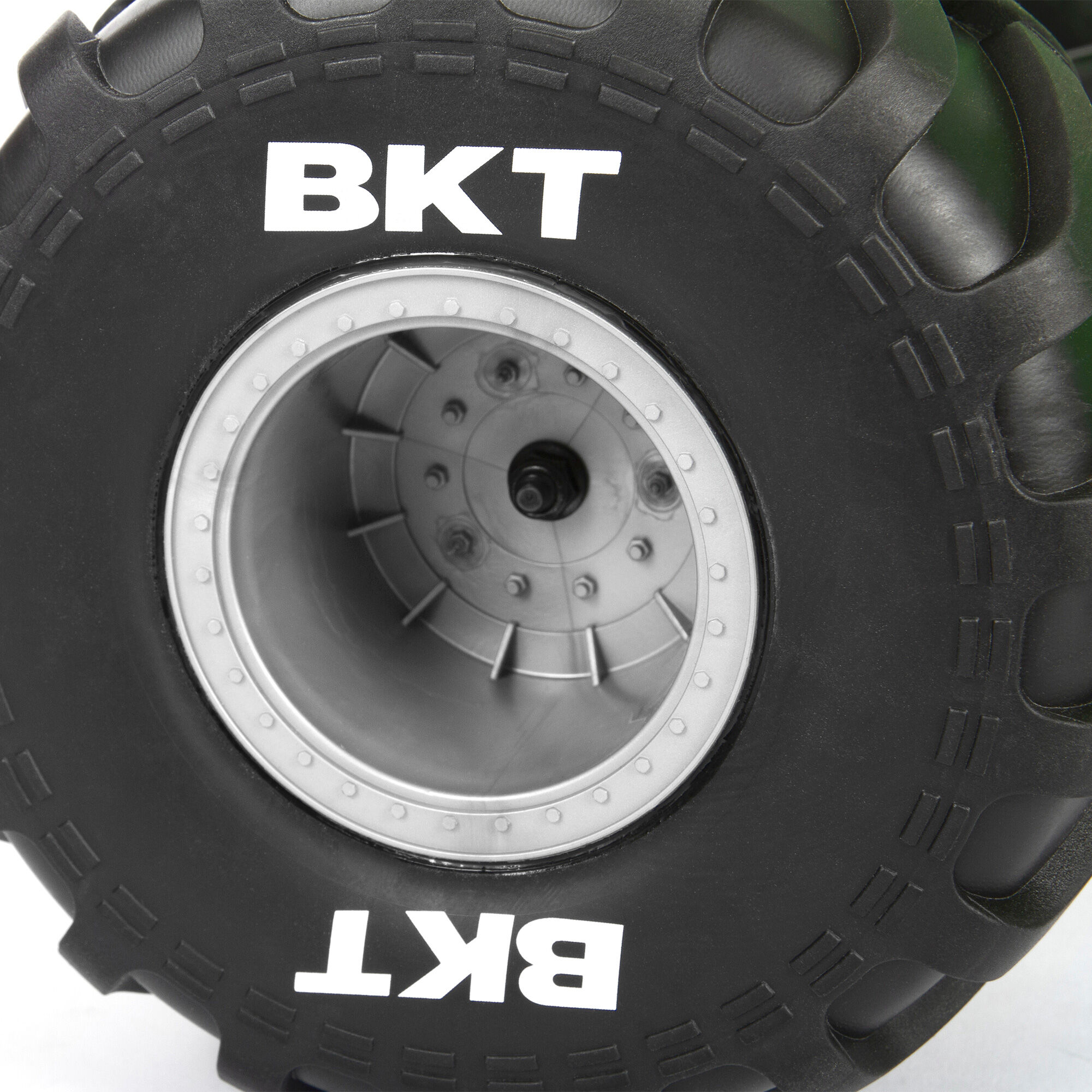 Axial 2025 smt10 tires