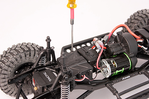 Axial Servo Swap How To 10
