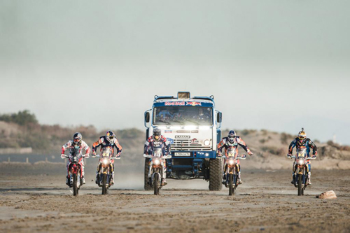 desert-wings-team-dakar-2015