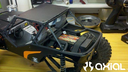 Axial wraith store cage