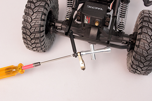 Axial Servo Swap How To 7