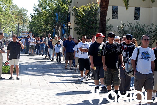 rcx_sat_morning_line_0048 The Saturday morning line at RCX