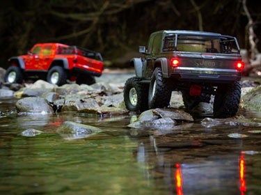 Axial Gladiator