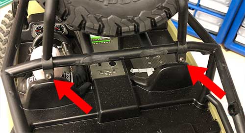 Axial Deadbolt AX90066 Simple Body and Bumper Mod