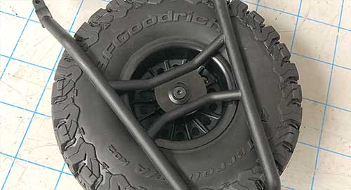 Axial Deadbolt AX90066 Simple Body and Bumper Mod