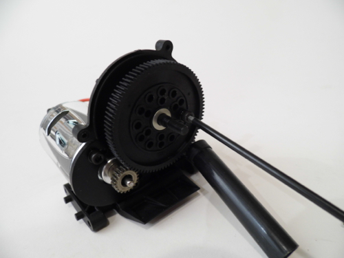 spur gear retaining screws