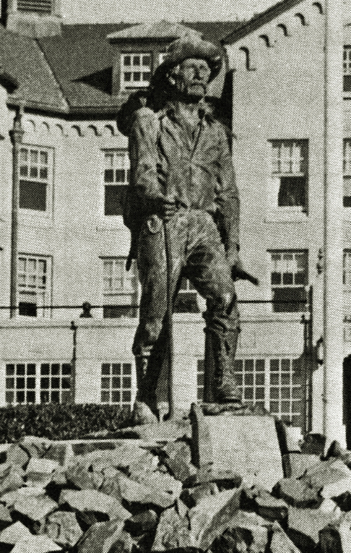 Statue50px